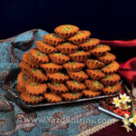 کیک یزدی ممتاز 1300 گرمی شیرینی سنتی